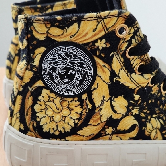 Versace Gold Barocco Medusa High Tops (Unisex) EU 38 US Mens 5.5 Wmns US 7 - Picture 5 of 8